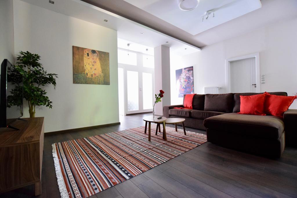 Standard Apartment By Hi5 - Close To Buda Castle Boedapest Buitenkant foto