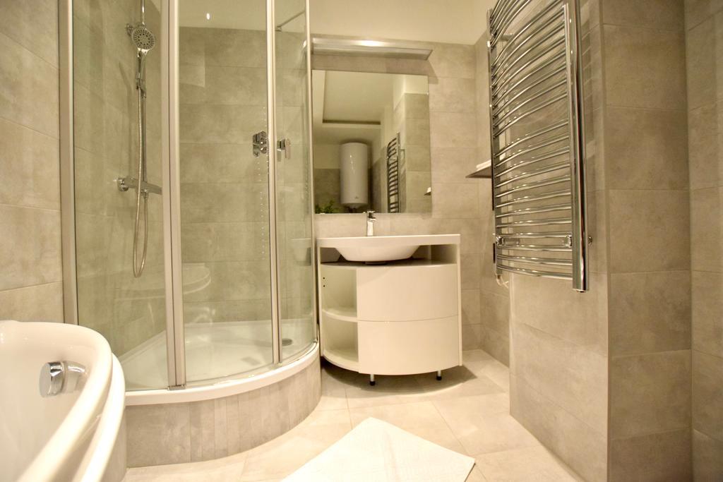 Standard Apartment By Hi5 - Close To Buda Castle Boedapest Buitenkant foto