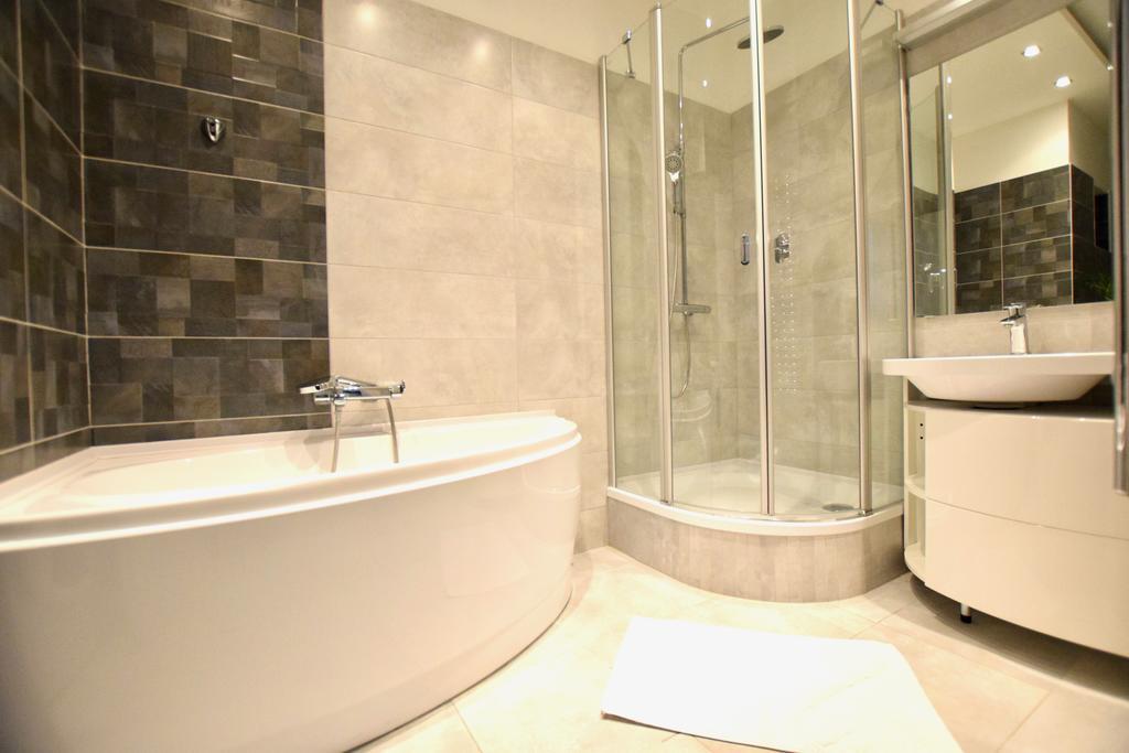 Standard Apartment By Hi5 - Close To Buda Castle Boedapest Buitenkant foto