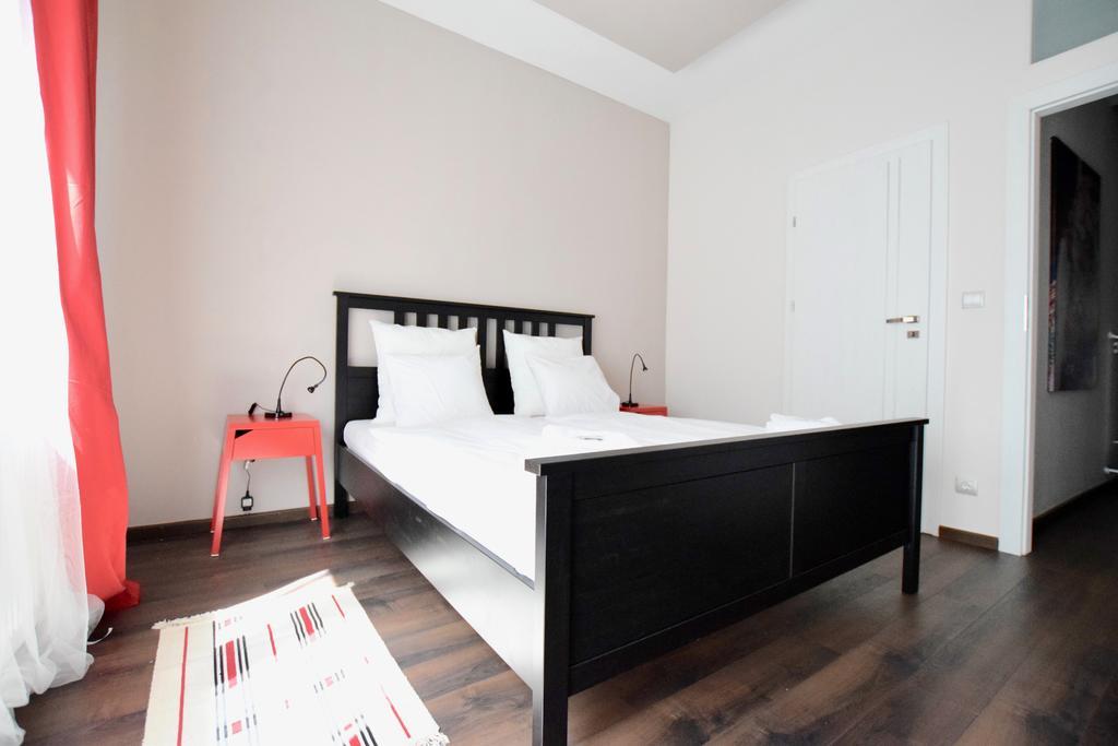 Standard Apartment By Hi5 - Close To Buda Castle Boedapest Buitenkant foto
